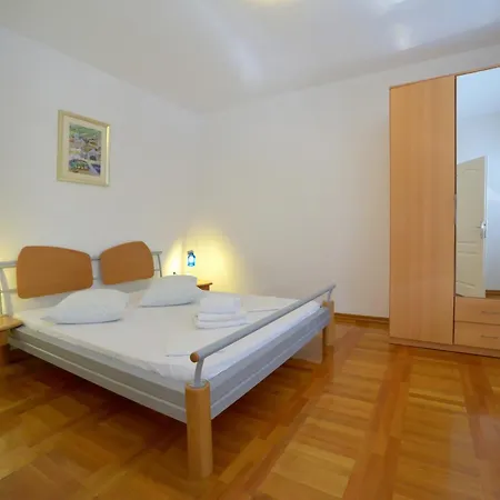 Oasis Blue Apartment Primosten Exterior photo