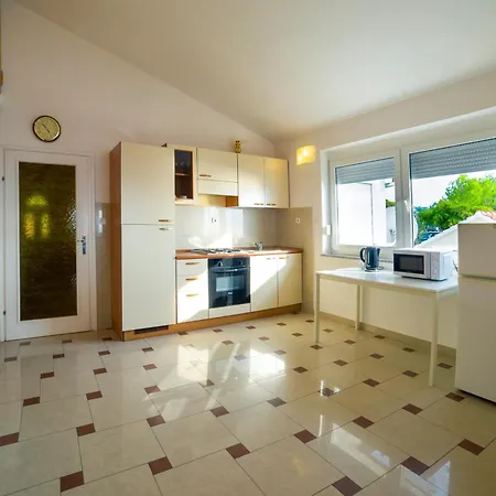 Oasis Blue Apartment Primosten Exterior photo